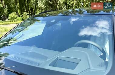Позашляховик / Кросовер Audi RS Q8 2025 в 