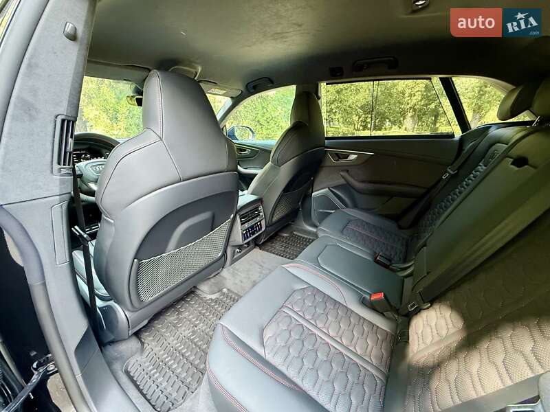 Внедорожник / Кроссовер Audi RS Q8 2025 в Киеве