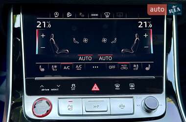 Позашляховик / Кросовер Audi RS Q8 2025 в 