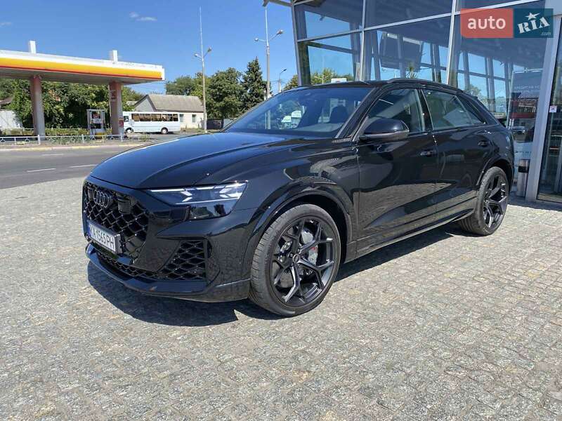 Audi RS Q8 2025