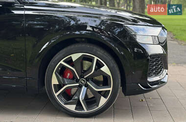Внедорожник / Кроссовер Audi RS Q8 2021 в 