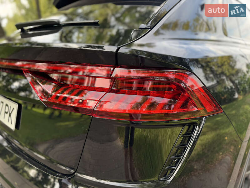 Внедорожник / Кроссовер Audi RS Q8 2021 в Киеве