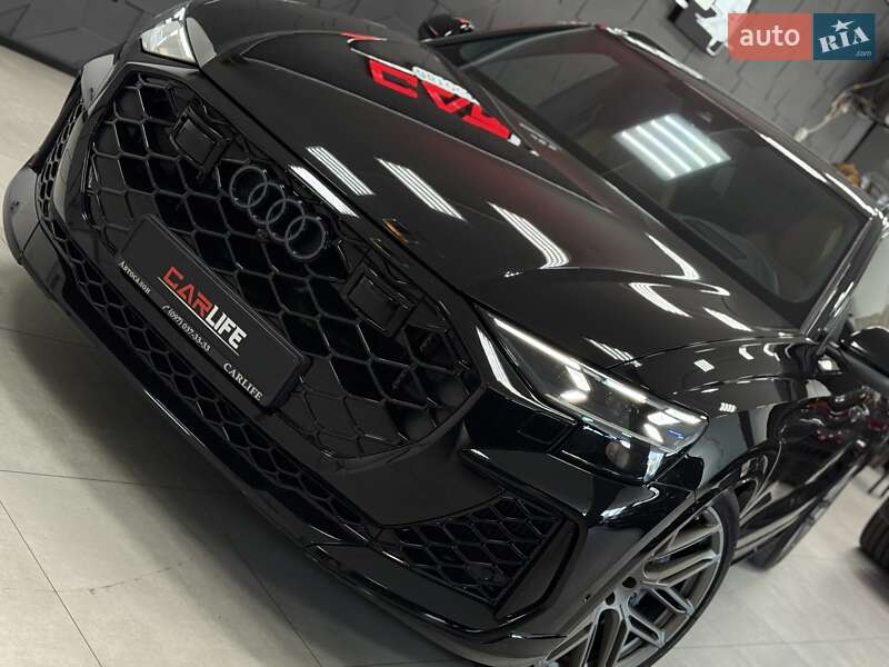 Внедорожник / Кроссовер Audi RS Q8 2024 в Тернополе