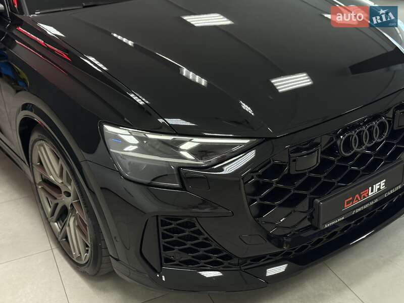 Внедорожник / Кроссовер Audi RS Q8 2024 в Тернополе