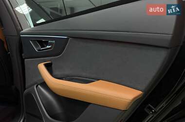 Внедорожник / Кроссовер Audi RS Q8 2024 в 