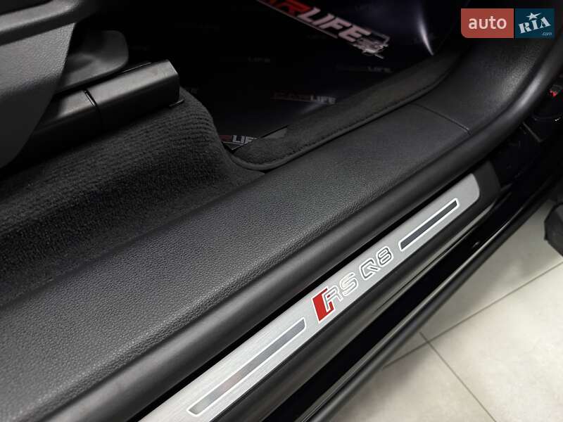 Внедорожник / Кроссовер Audi RS Q8 2024 в Тернополе