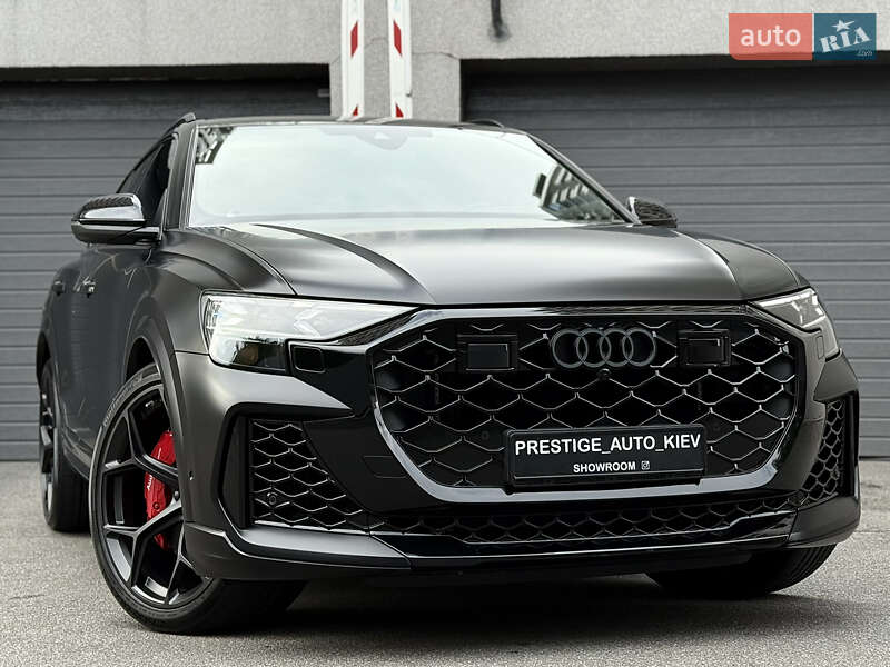 Внедорожник / Кроссовер Audi RS Q8 2024 в 