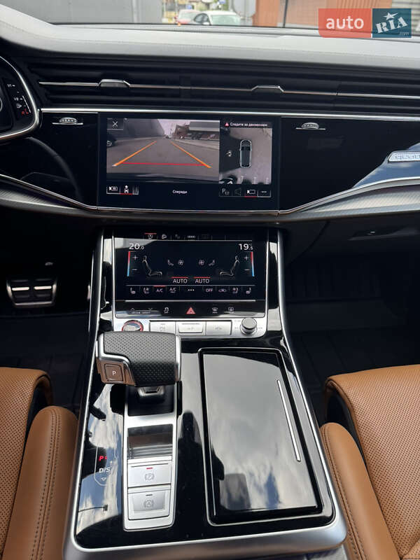 Внедорожник / Кроссовер Audi RS Q8 2022 в Киеве