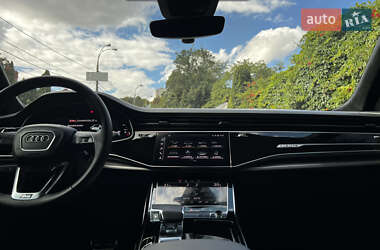 Внедорожник / Кроссовер Audi RS Q8 2023 в 