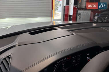 Внедорожник / Кроссовер Audi RS Q8 2021 в 