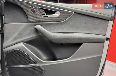 Внедорожник / Кроссовер Audi RS Q8 2025 в 