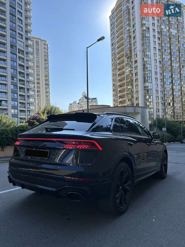 Внедорожник / Кроссовер Audi RS Q8 2021 в Киеве фото 12 Внедорожник / Кроссовер Audi RS Q8 2021 в Киеве
