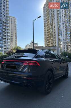 Позашляховик / Кросовер Audi RS Q8 2021 в 