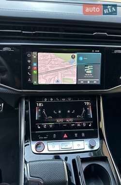 Позашляховик / Кросовер Audi RS Q8 2021 в 