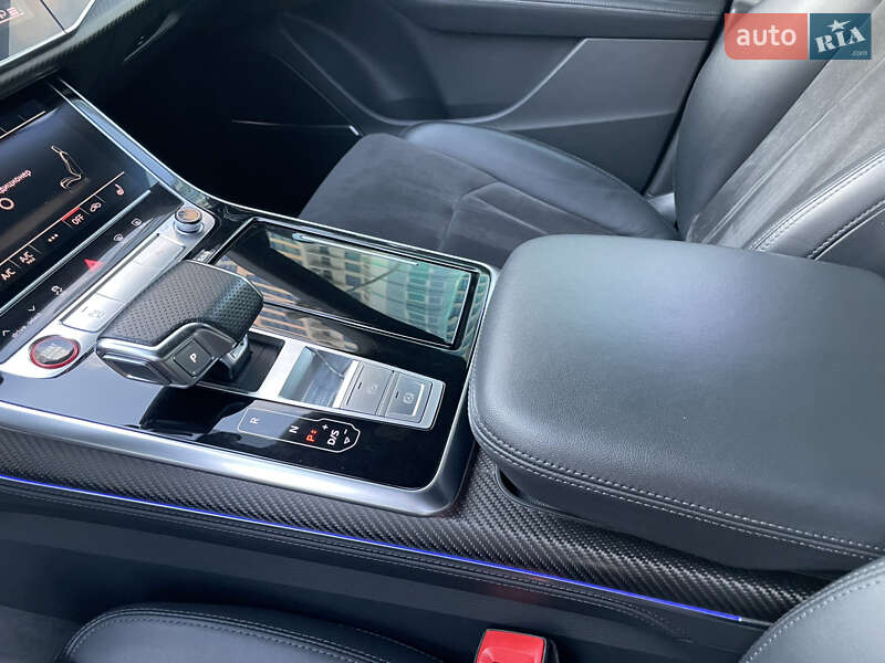 Позашляховик / Кросовер Audi RS Q8 2020 в Одесі