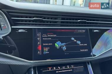 Внедорожник / Кроссовер Audi RS Q8 2023 в 