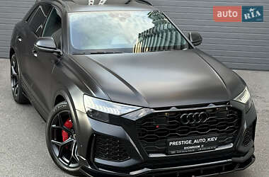 Внедорожник / Кроссовер Audi RS Q8 2020 в 