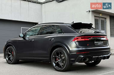 Внедорожник / Кроссовер Audi RS Q8 2020 в 