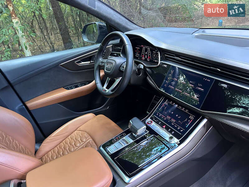 Позашляховик / Кросовер Audi RS Q8 2021 в Києві
