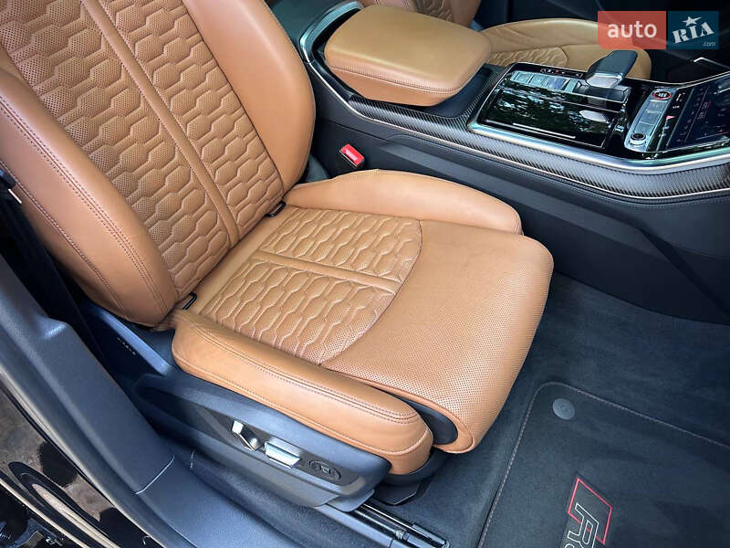 Позашляховик / Кросовер Audi RS Q8 2021 в Києві