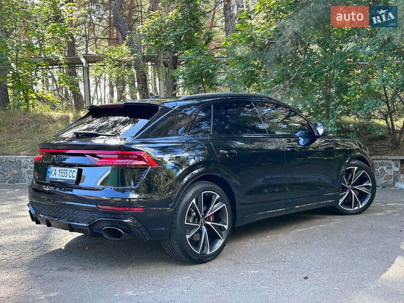 Позашляховик / Кросовер Audi RS Q8 2021 в Києві