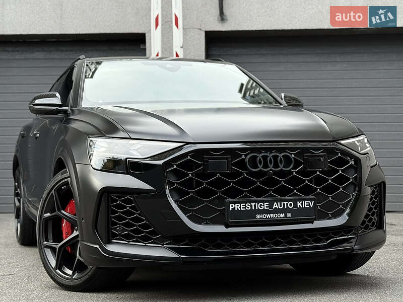 Внедорожник / Кроссовер Audi RS Q8 2024 в 