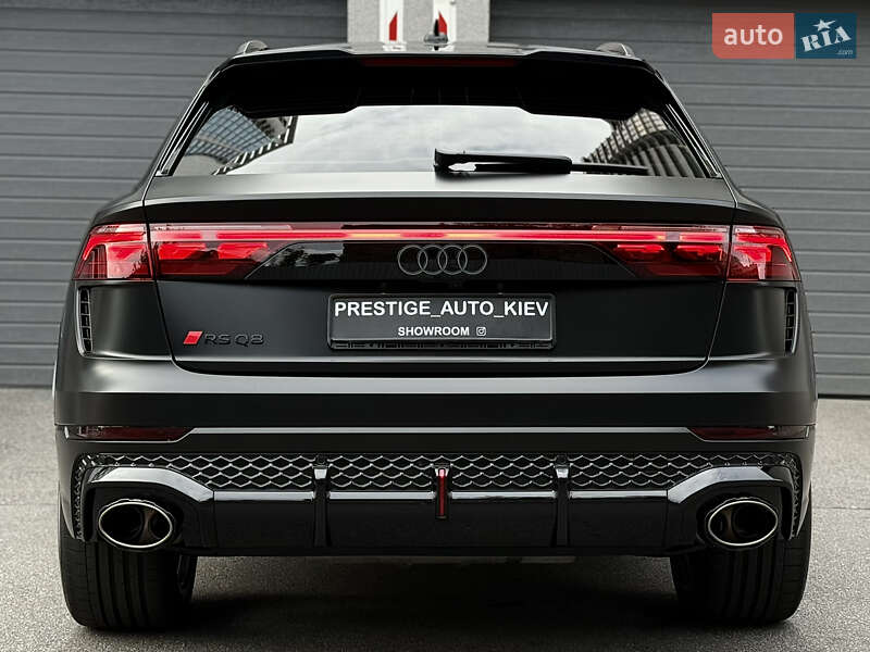 Внедорожник / Кроссовер Audi RS Q8 2024 в Киеве