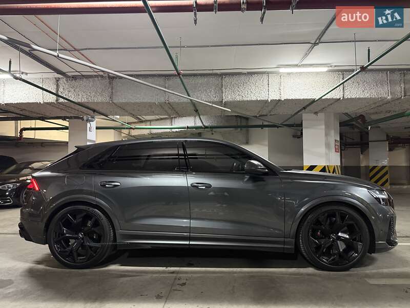 Позашляховик / Кросовер Audi RS Q8 2020 в Києві
