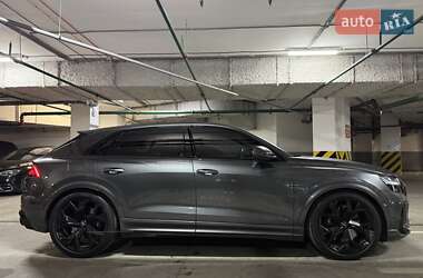 Позашляховик / Кросовер Audi RS Q8 2020 в 