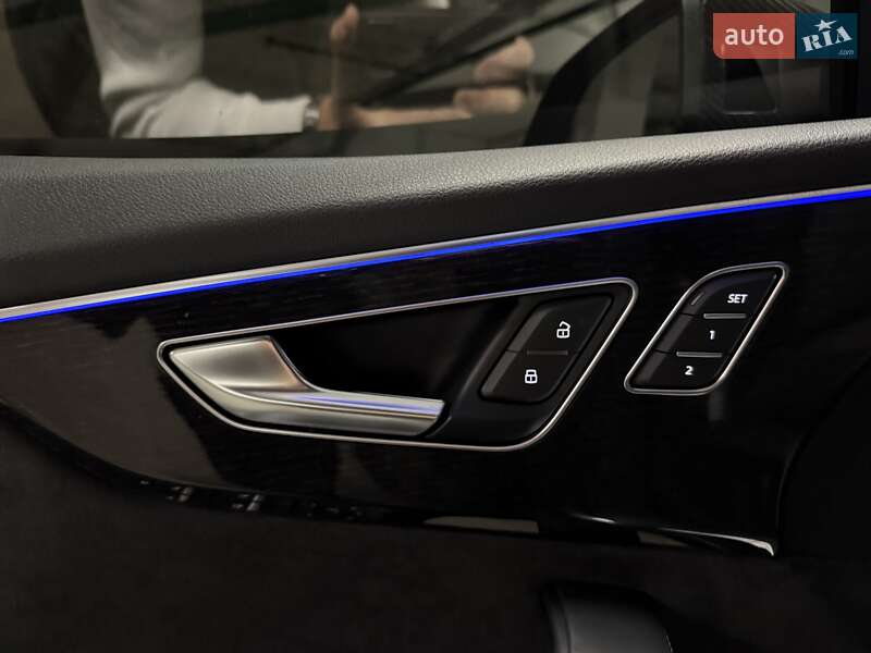 Позашляховик / Кросовер Audi RS Q8 2020 в Києві