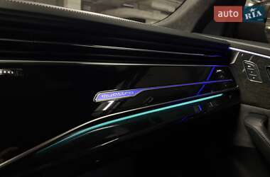 Позашляховик / Кросовер Audi RS Q8 2020 в 