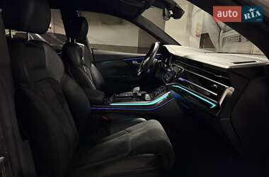 Позашляховик / Кросовер Audi RS Q8 2020 в 