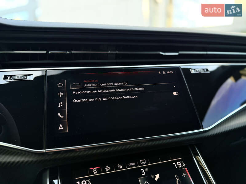 Позашляховик / Кросовер Audi RS Q8 2021 в Львові