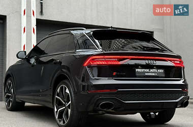 Внедорожник / Кроссовер Audi RS Q8 2020 в 