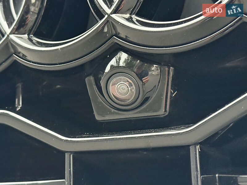 Позашляховик / Кросовер Audi RS Q8 2020 в Києві