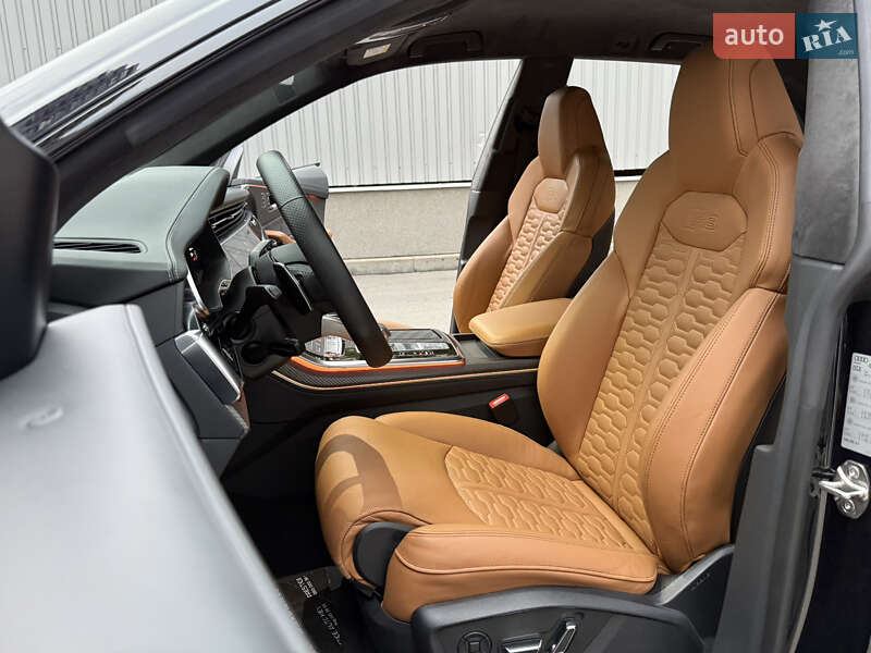 Позашляховик / Кросовер Audi RS Q8 2020 в Києві