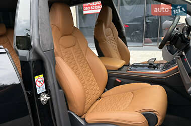 Внедорожник / Кроссовер Audi RS Q8 2020 в 
