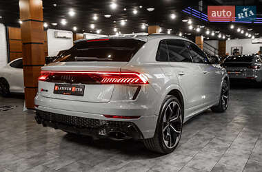 Позашляховик / Кросовер Audi RS Q8 2023 в 