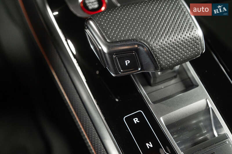 Позашляховик / Кросовер Audi RS Q8 2023 в Одесі