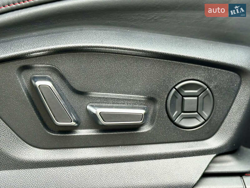 Внедорожник / Кроссовер Audi RS Q8 2020 в Киеве фото 46 Внедорожник / Кроссовер Audi RS Q8 2020 в Киеве