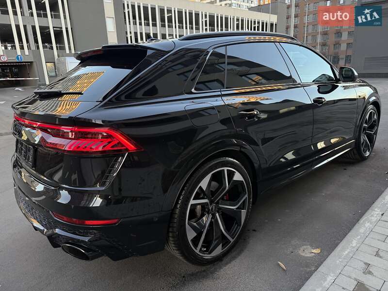 Позашляховик / Кросовер Audi RS Q8 2023 в Києві