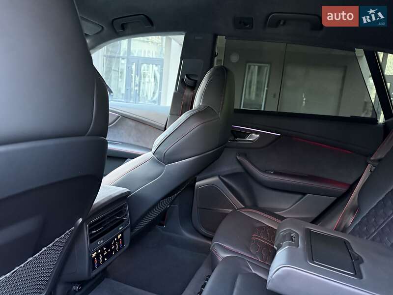 Позашляховик / Кросовер Audi RS Q8 2023 в Києві