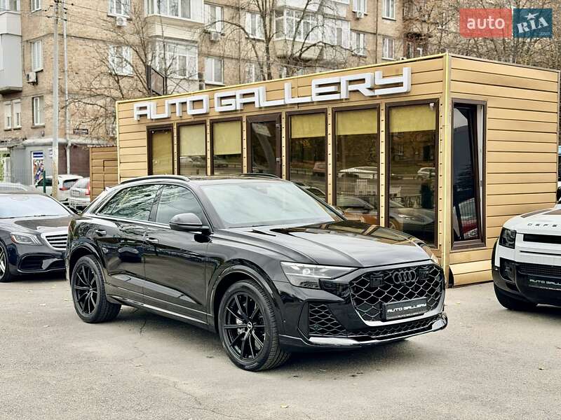 Внедорожник / Кроссовер Audi RS Q8 2025 в Киеве фото 13 Внедорожник / Кроссовер Audi RS Q8 2025 в Киеве