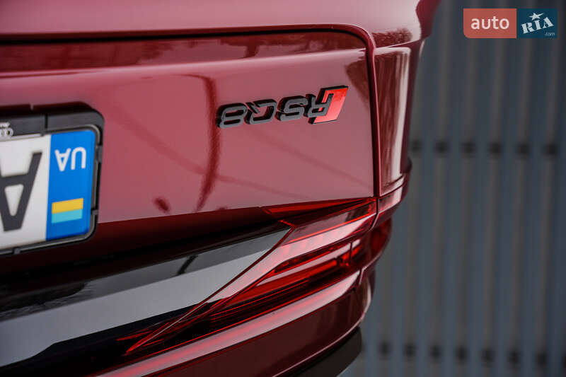 Внедорожник / Кроссовер Audi RS Q8 2020 в Киеве