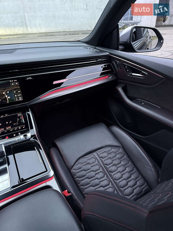 Внедорожник / Кроссовер Audi RS Q8 2020 в Киеве