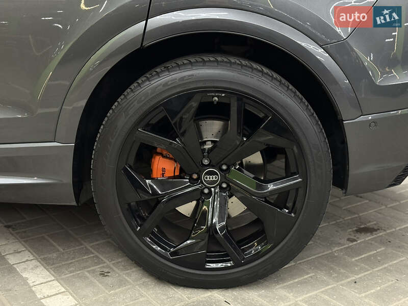 Внедорожник / Кроссовер Audi RS Q8 2022 в Киеве фото 28 Внедорожник / Кроссовер Audi RS Q8 2022 в Киеве