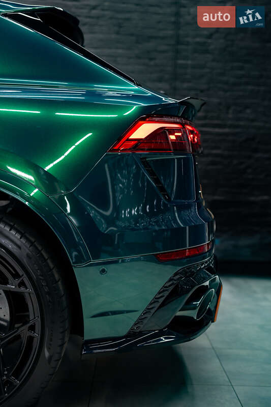 Позашляховик / Кросовер Audi RS Q8 2025 в Дніпрі фото 10 Позашляховик / Кросовер Audi RS Q8 2025 в Дніпрі