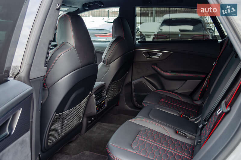 Внедорожник / Кроссовер Audi RS Q8 2023 в Киеве