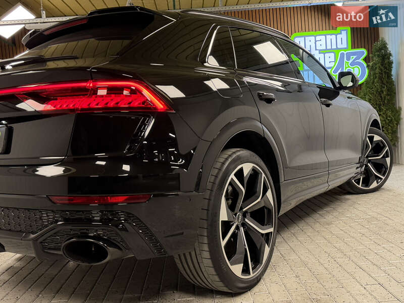 Внедорожник / Кроссовер Audi RS Q8 2023 в Киеве