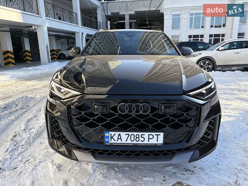 Внедорожник / Кроссовер Audi RS Q8 2025 в Киеве